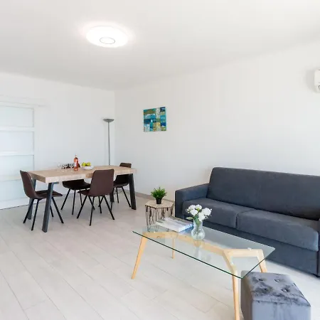 Lägenhet Les Trois Caps By Interhome *